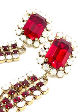 ORECCHINI CON PIETRA ROSSA E SWAROVSKI