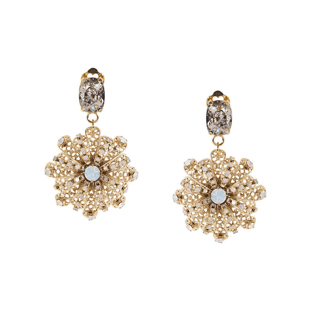vittorio ceccoli jewelry design winter tale snowflakes earrings jewel light gold